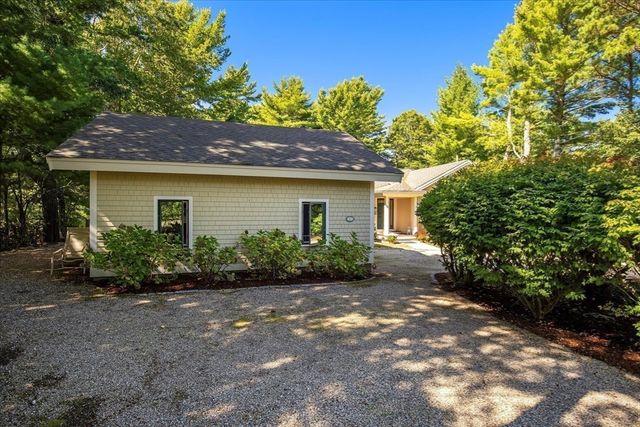 72 Walton Heath Way, Mashpee, MA 02649
