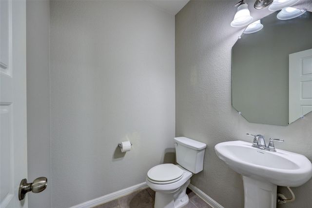 126 Screech Owl DR, Kyle, TX 78640