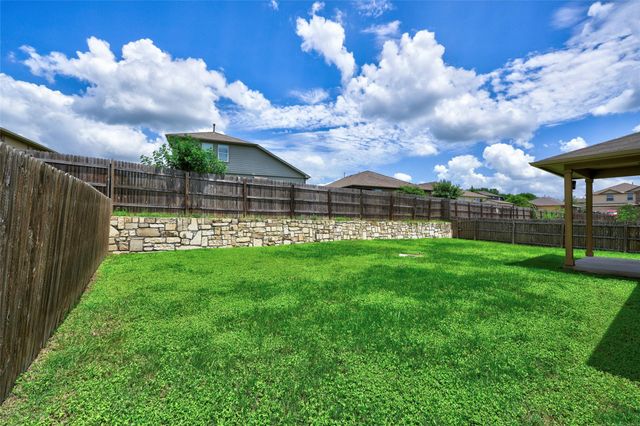 126 Screech Owl DR, Kyle, TX 78640