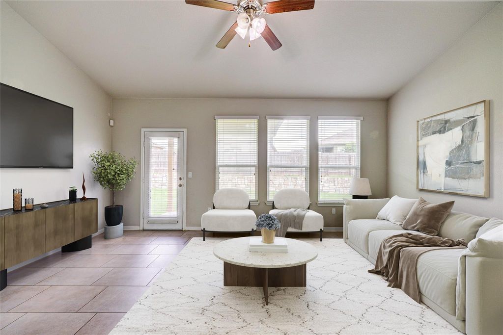 126 Screech Owl DR, Kyle, TX 78640