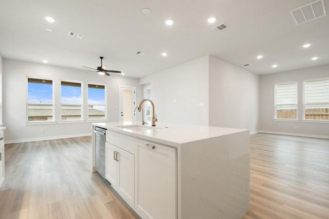 313 Marisol Bend, Georgetown, TX 78626