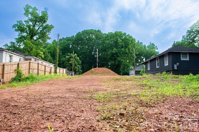 2321 Dundeen Street 4, Charlotte, NC 28216