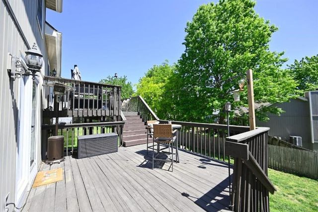 8505 N Mcdonald Avenue, Kansas City, MO 64153
