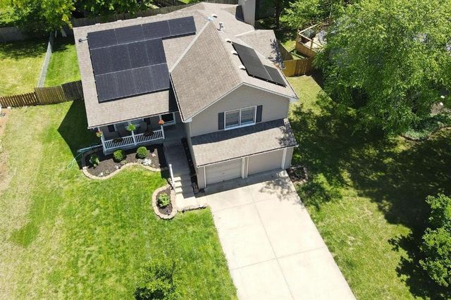 8505 N Mcdonald Avenue, Kansas City, MO 64153