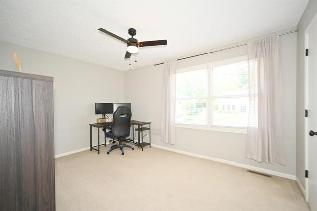 8505 N Mcdonald Avenue, Kansas City, MO 64153