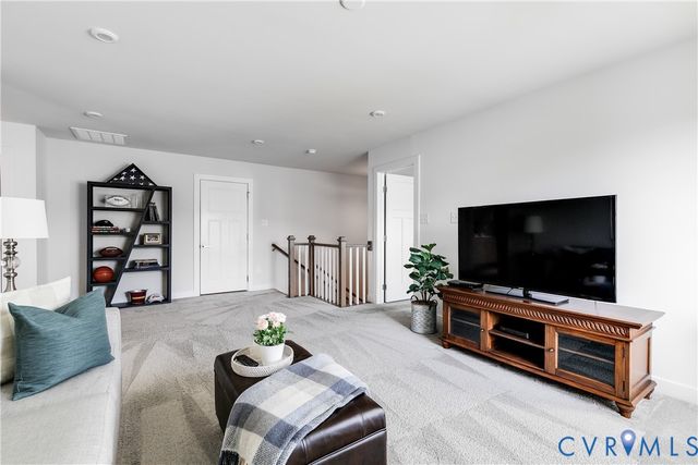 8700 Forge Gate Ln, Chesterfield, VA 23832