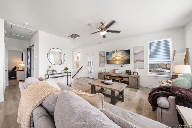 9719 Stillwater, San Antonio, TX 78254