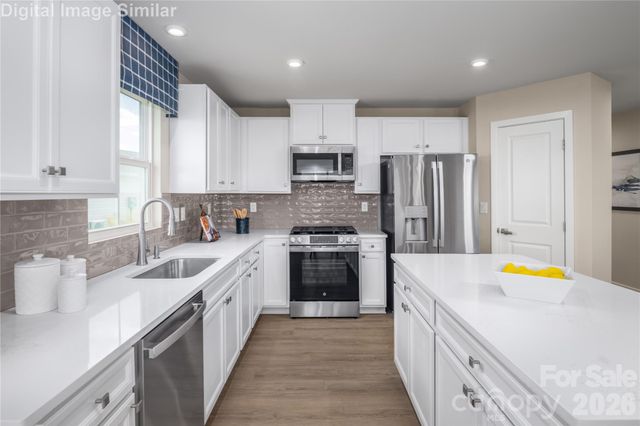 3291 Eller Drive Extension, Hickory, NC 28602