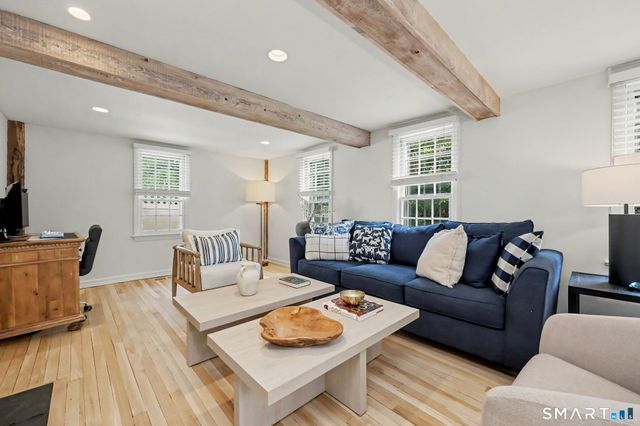 140 East Avenue 140, New Canaan, CT 06840