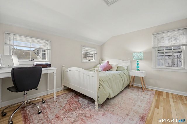140 East Avenue 140, New Canaan, CT 06840