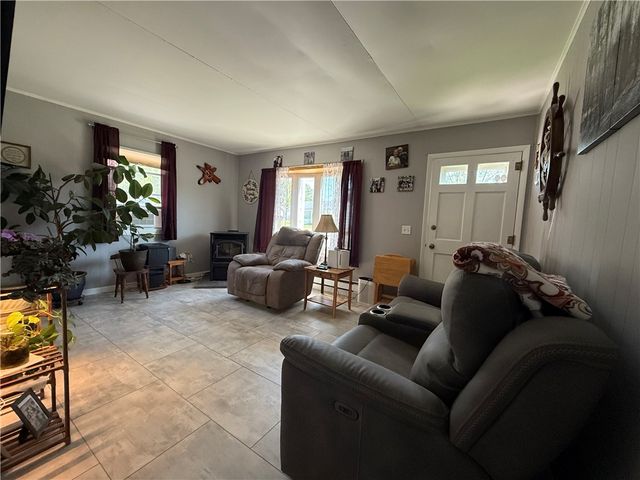 3 Barham Avenue, Waterloo, NY 13165
