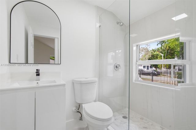 4122 NW 11th Pl, Miami, FL 33127