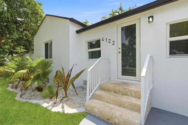 4122 NW 11th Pl, Miami, FL 33127