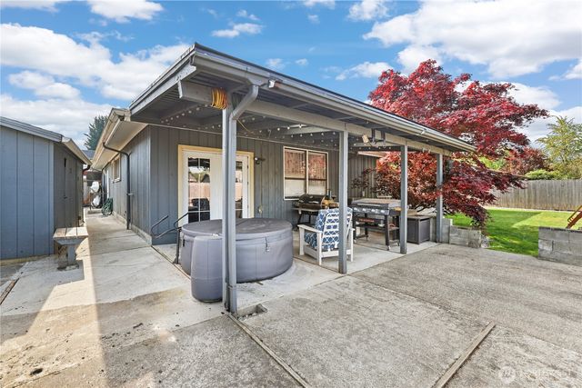 3017 Dale Lane E, Fife, WA 98424
