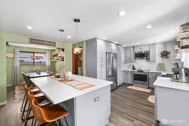 3017 Dale Lane E, Fife, WA 98424