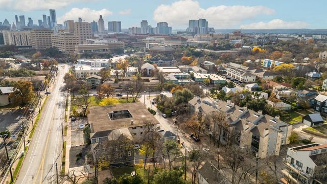 3111 Tom Green ST 306, Austin, TX 78705