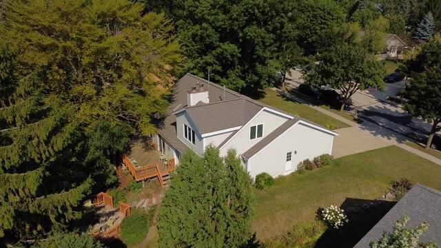 625 Morningside COURT, Saukville, WI 53080