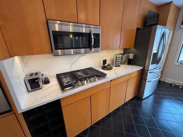 625 Morningside COURT, Saukville, WI 53080