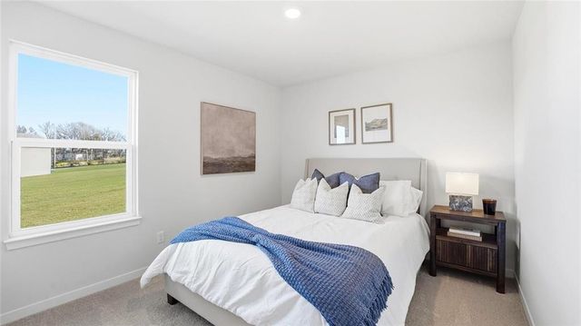 21765 S Madison Street, Spring Hill, KS 66083