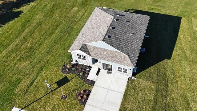 21765 S Madison Street, Spring Hill, KS 66083