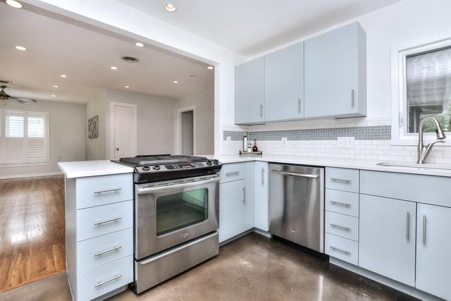 1309 Ridgemont DR, Austin, TX 78723