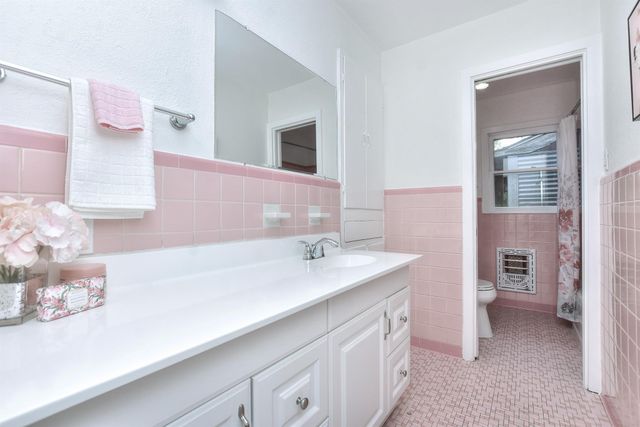1309 Ridgemont DR, Austin, TX 78723