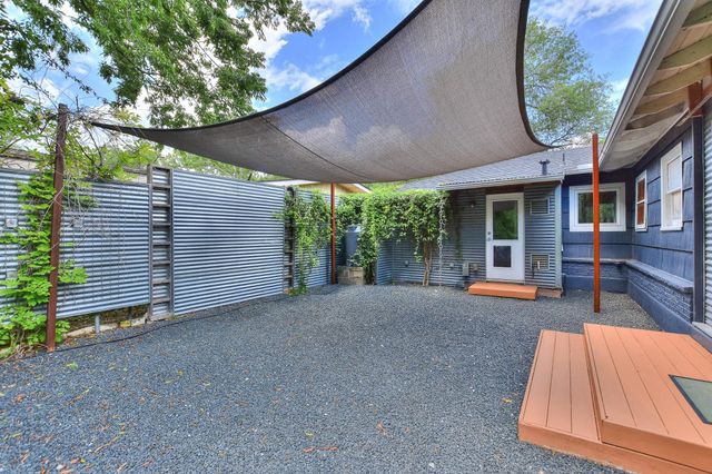 1309 Ridgemont DR, Austin, TX 78723