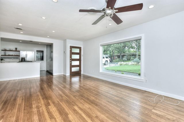 1309 Ridgemont DR, Austin, TX 78723