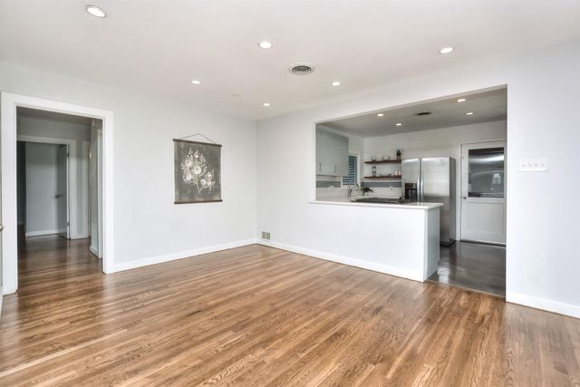 1309 Ridgemont DR, Austin, TX 78723
