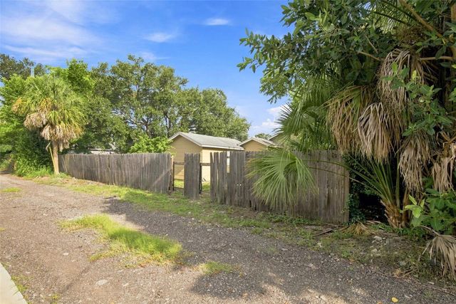 2848 EMERSON AVENUE S, St Petersburg, FL 33712