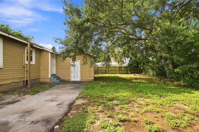 2848 EMERSON AVENUE S, St Petersburg, FL 33712