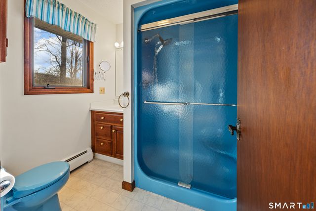 622 Lakeside Boulevard West, Waterbury, CT 06708