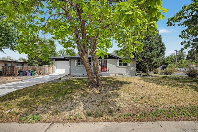 100 Xavier Street, Denver, CO 80219