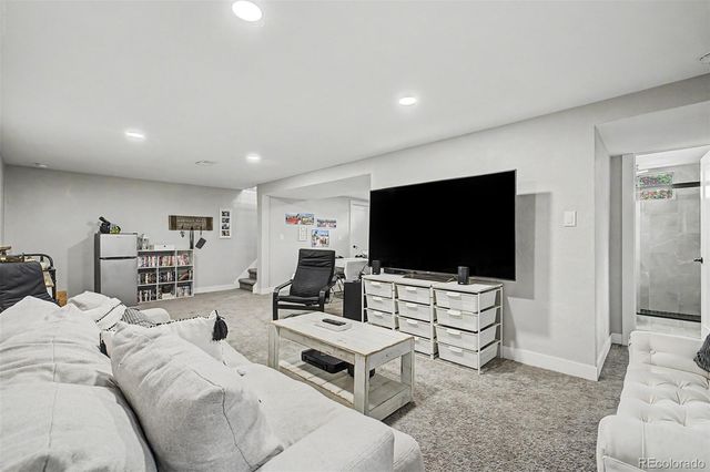 100 Xavier Street, Denver, CO 80219