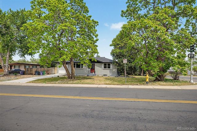 100 Xavier Street, Denver, CO 80219