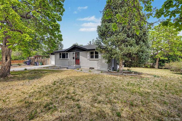 100 Xavier Street, Denver, CO 80219