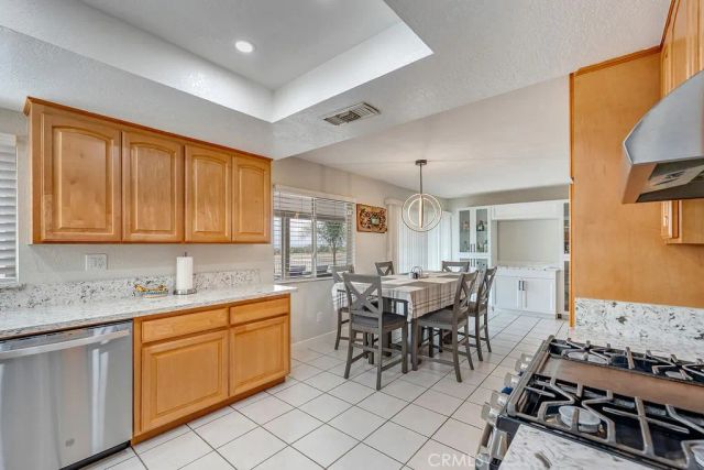 2965 Mirada Road, Highland, CA 92346