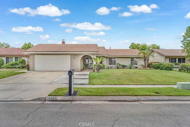 2965 Mirada Road, Highland, CA 92346