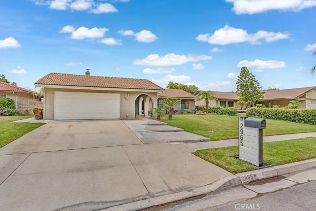 2965 Mirada Road, Highland, CA 92346