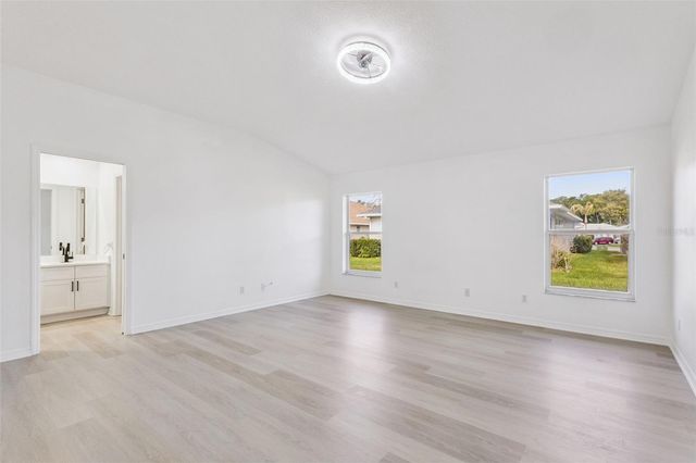 5729 KING JAMES AVENUE, Leesburg, FL 34748