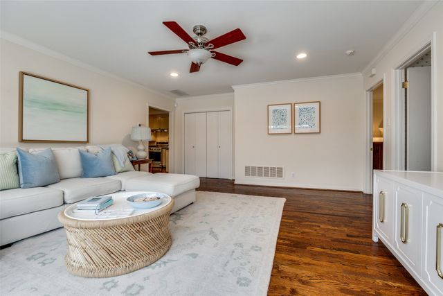 4631 Stanford Avenue, Dallas, TX 75209