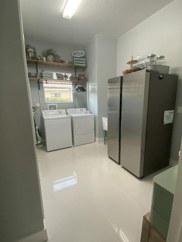 454 SW Vista Lake Drive, Port St. Lucie, Port St Lucie, FL 34953