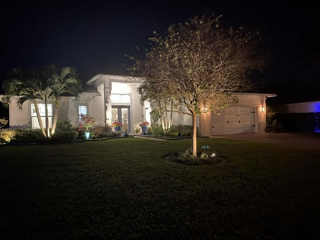 454 SW Vista Lake Drive, Port St. Lucie, Port St Lucie, FL 34953