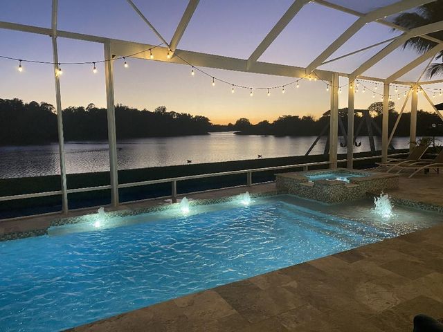 454 SW Vista Lake Drive, Port St. Lucie, Port St Lucie, FL 34953