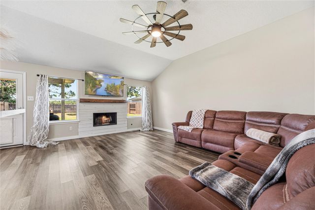 38315 E Sulphur Creek Drive, Magnolia, TX 77355