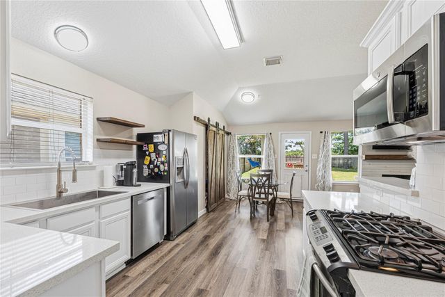 38315 E Sulphur Creek Drive, Magnolia, TX 77355