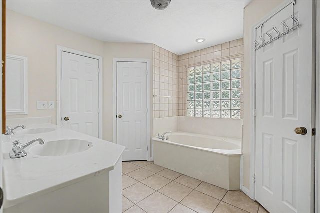 16558 Green Meadow Loop, Willis, TX 77318