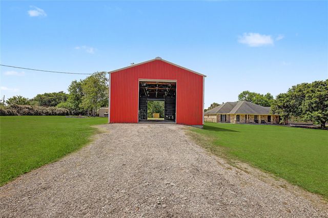 16558 Green Meadow Loop, Willis, TX 77318