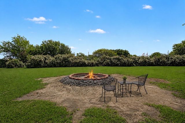 16558 Green Meadow Loop, Willis, TX 77318