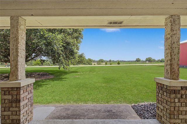 16558 Green Meadow Loop, Willis, TX 77318